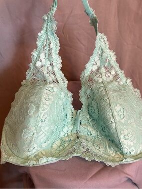 La SENZA Mint Green Lace Bralette
